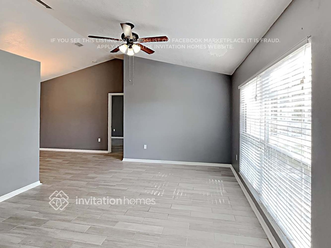 3585 Yellow Bird Ct - Photo 4 of 20