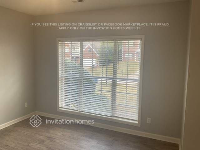 7147 Hibiscus Ct - Photo 2 of 14
