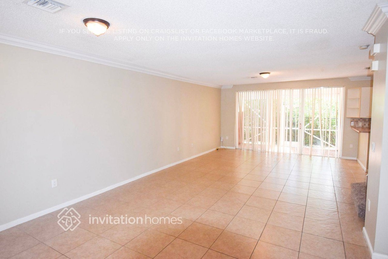 16363 Sw 47th Ct - Photo 3 of 10