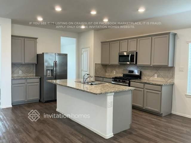 433 Pecan Landing Ln - Photo 5 of 14