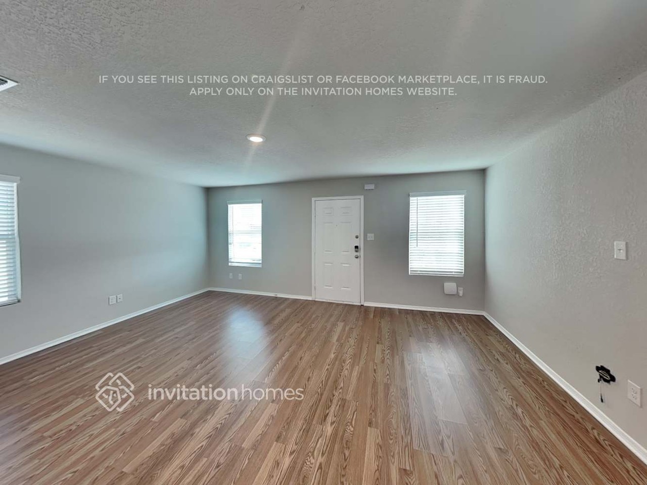 5415 Verdugos Palace - Photo 3 of 18