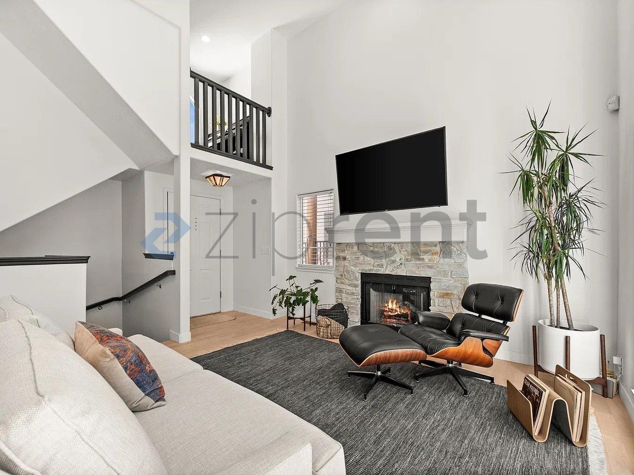 2326 E Sky Pines Ct - Photo 4 of 21