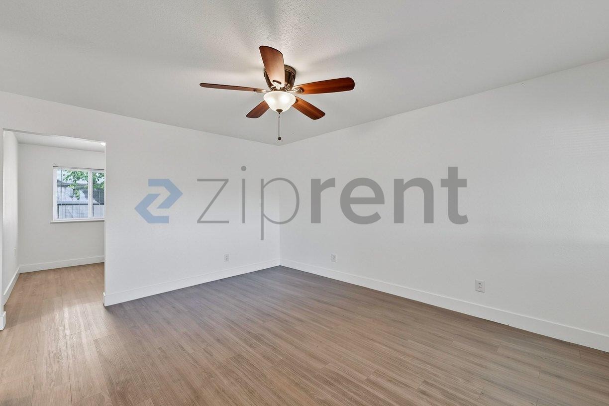 6431 Rio Linda Blvd #A - Photo 7 of 25