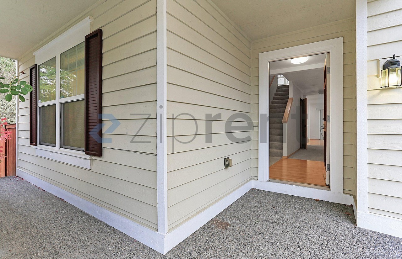 9801 223rd Ave Ne - Photo 2 of 26