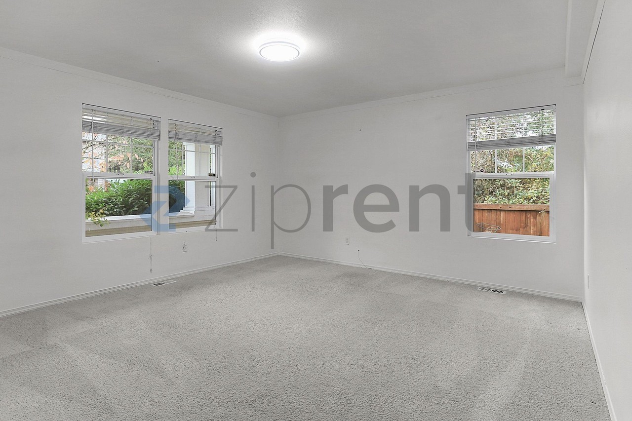 9801 223rd Ave Ne - Photo 5 of 26