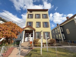 featured image of 19 Pearl St