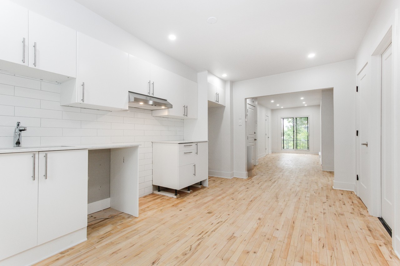 6578 Henri Julien - Photo 3 of 18