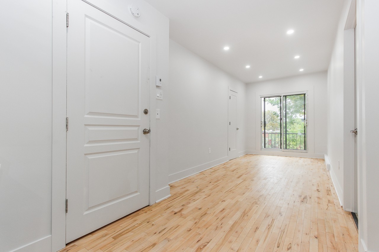 6578 Henri Julien - Photo 6 of 18