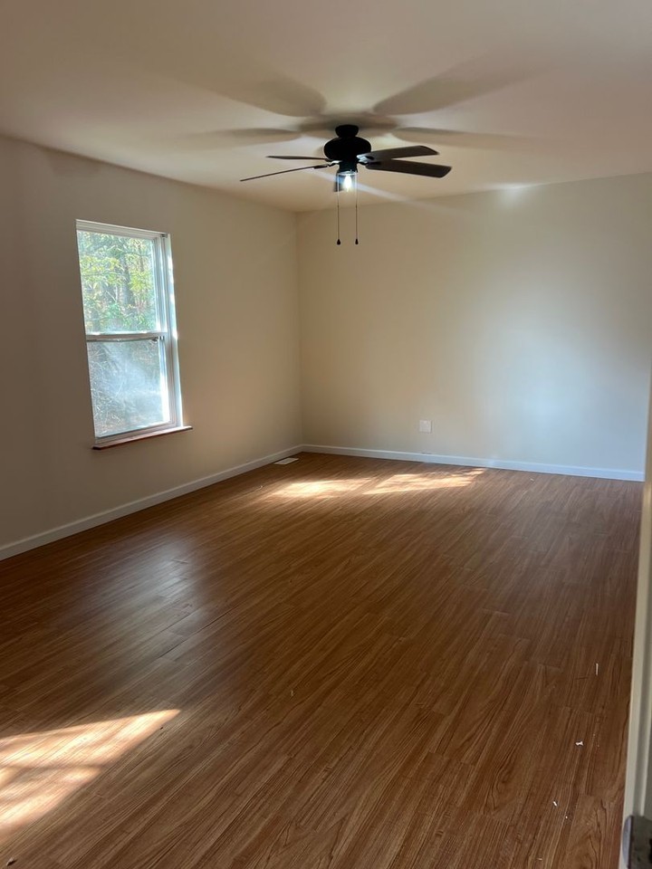 11182 Cumberland Gap Dr - Photo 2 of 29