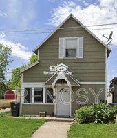 featured image of 1144 E 8th St