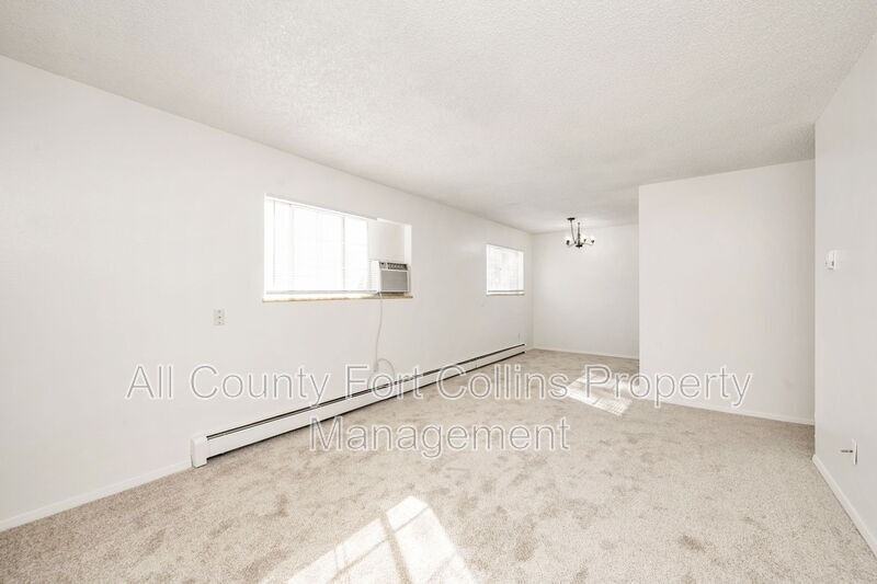 421 Mulberry Dr #1 - Photo 5 of 15