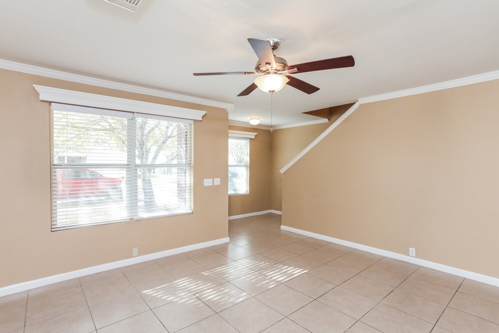 4938 Orchid Star - Photo 3 of 25