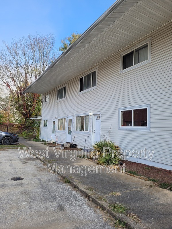 130 Elm St #6 - Photo 4 of 20