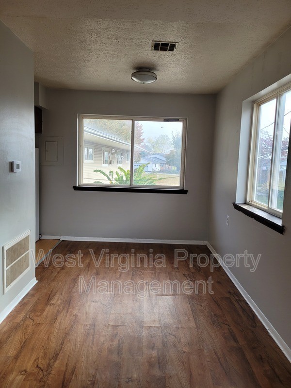 130 Elm St #6 - Photo 6 of 20