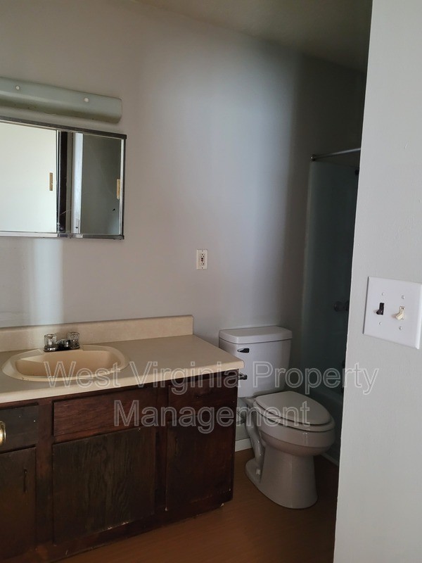 130 Elm St #6 - Photo 7 of 20