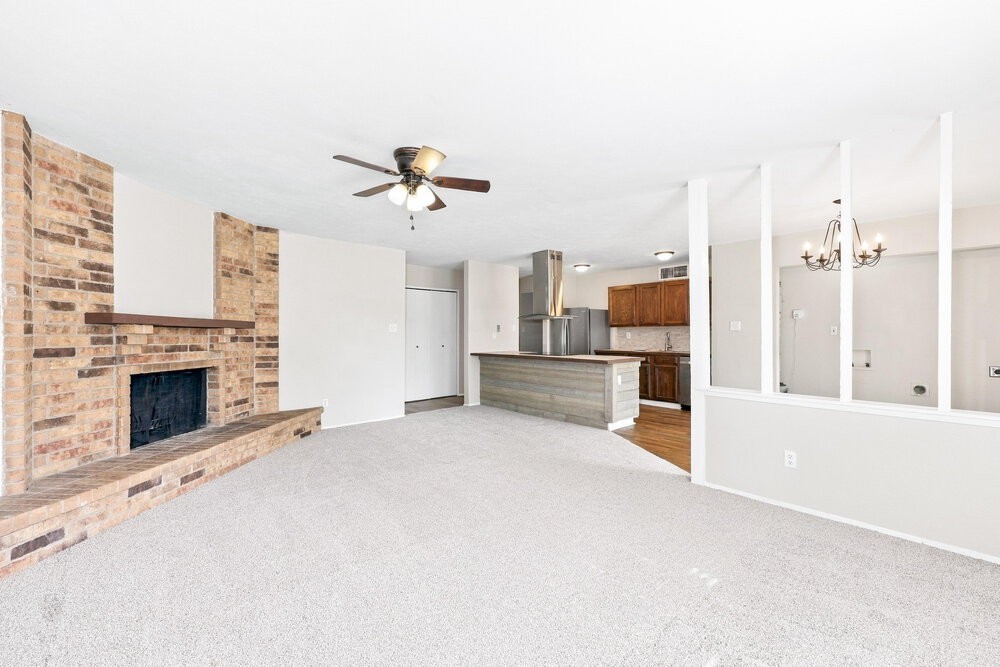 3805 Bee Tree Ln - Photo 3 of 16