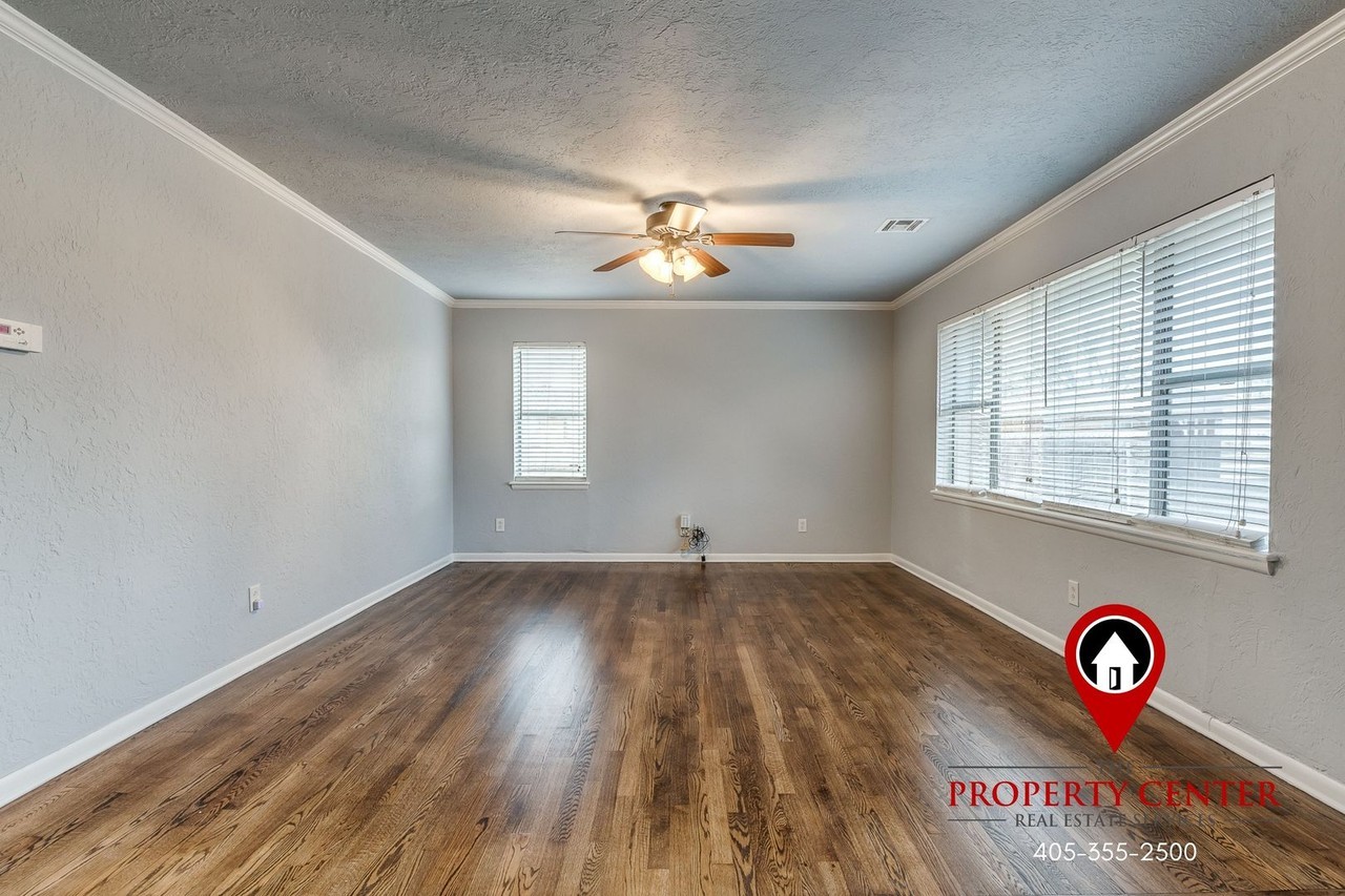 10201 Sunnymeade Pl - Photo 2 of 12