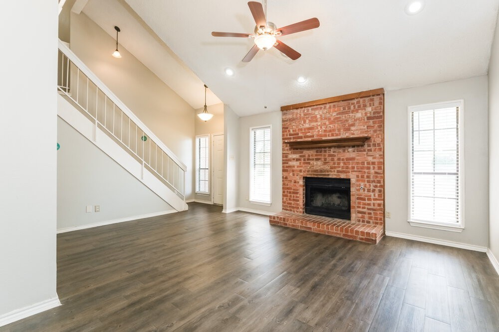 2433 Deer Run - Photo 5 of 17