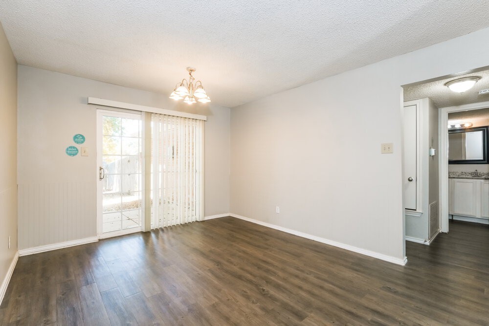 2433 Deer Run - Photo 6 of 17