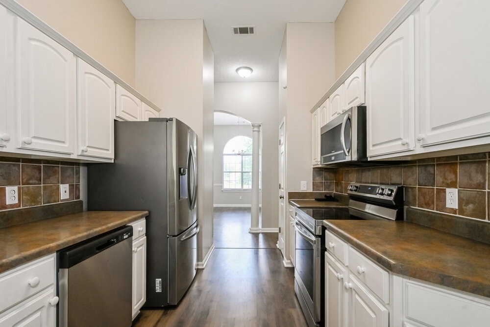 10357 Walden Pine Ct - Photo 6 of 16