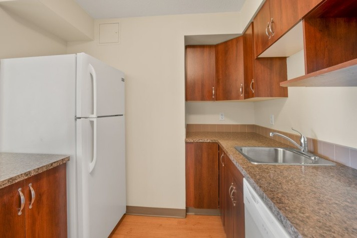 4707 50 St - Photo 4 of 14