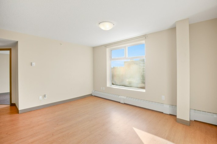 4707 50 St - Photo 6 of 14