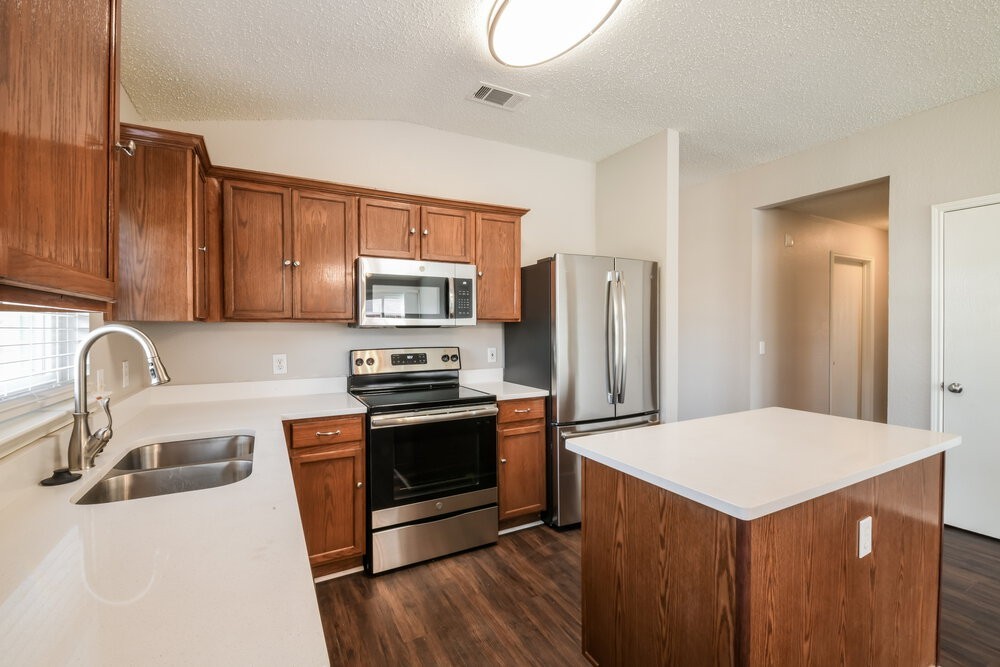 238 Baylor Dr - Photo 6 of 15