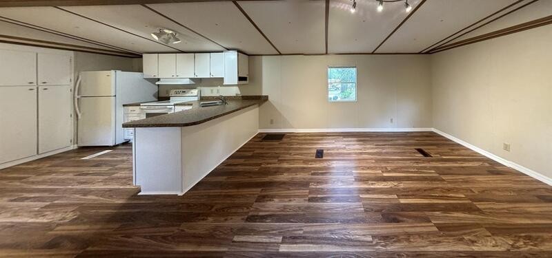 12921 Se 104th Ct - Photo 5 of 44