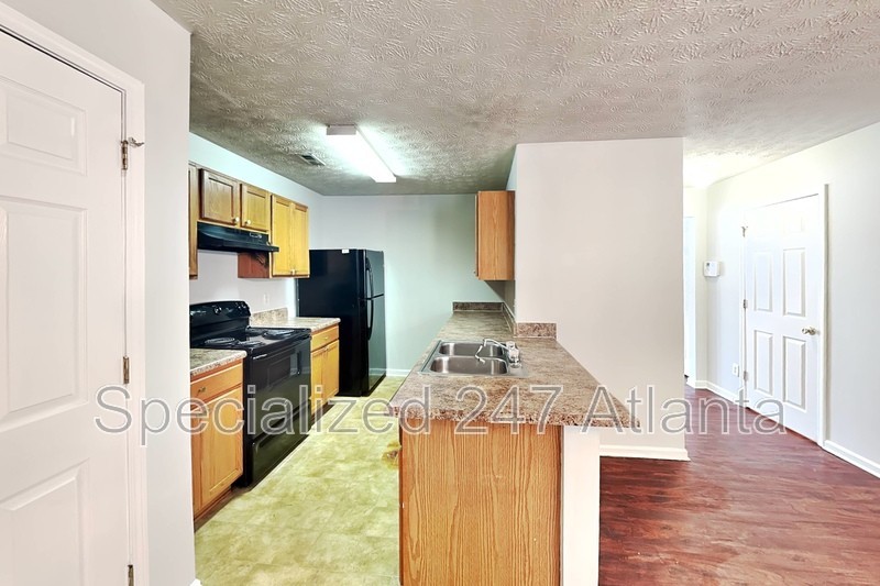 2736 Norfair Loop - Photo 6 of 18