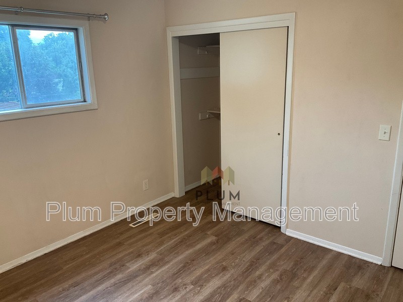 200 Eddy Ave #1C - Photo 3 of 6