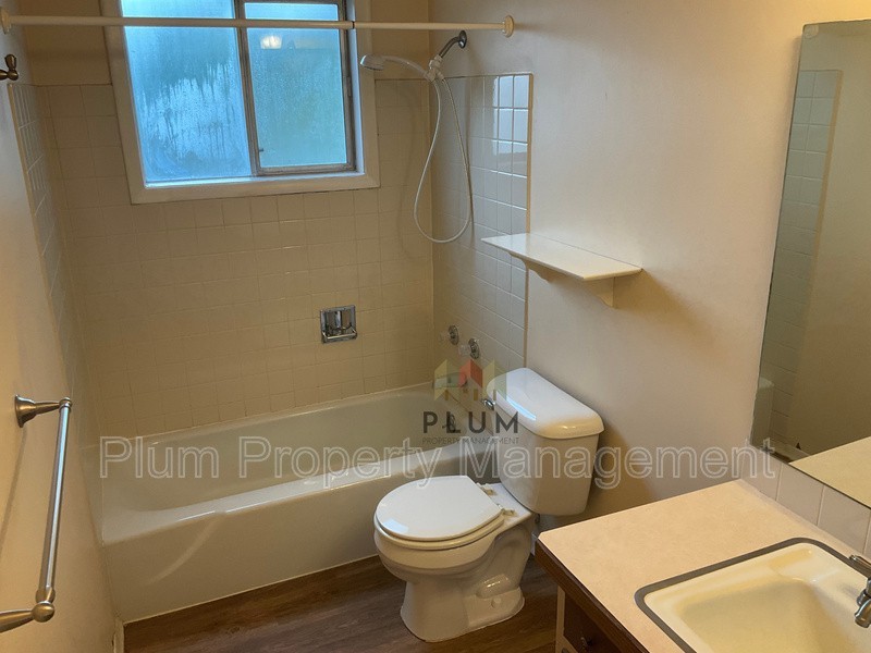 200 Eddy Ave #1C - Photo 5 of 6