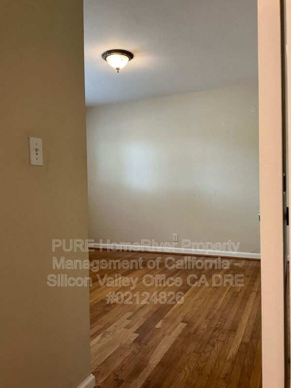 1723 Rosemary Ln - Photo 5 of 21