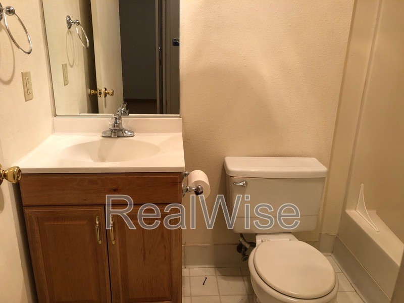 299 Patterson St - Photo 7 of 13