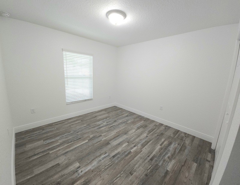 3039 Sw 132nd St - Photo 5 of 12