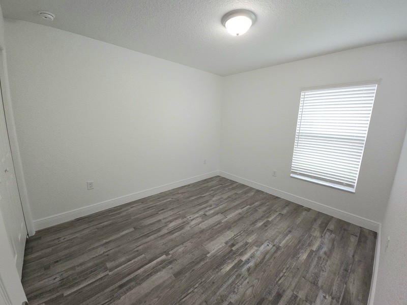 3039 Sw 132nd St - Photo 6 of 12