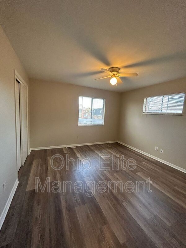 1180 Mccarley Dr E - Photo 7 of 11