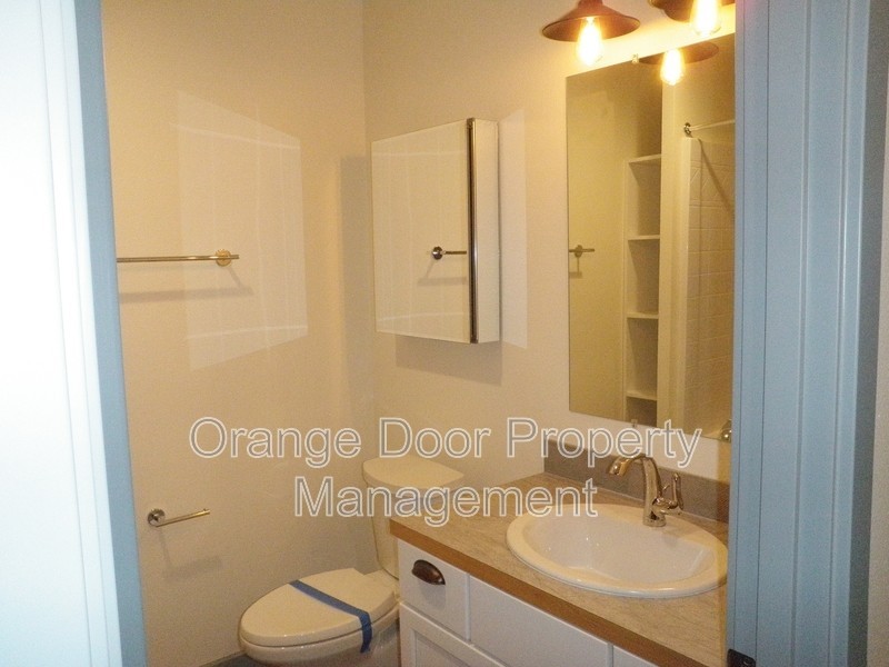 7013 Stanich Ave #C - Photo 5 of 11