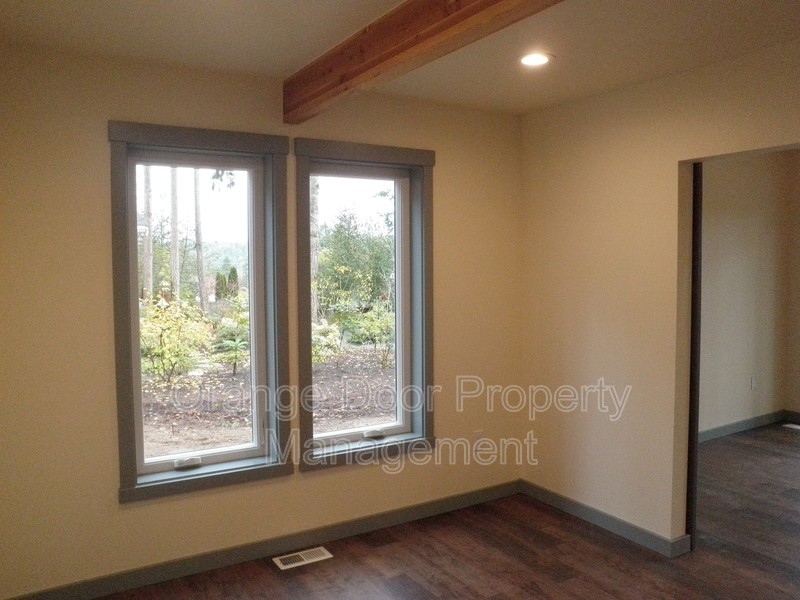 7013 Stanich Ave #C - Photo 6 of 11
