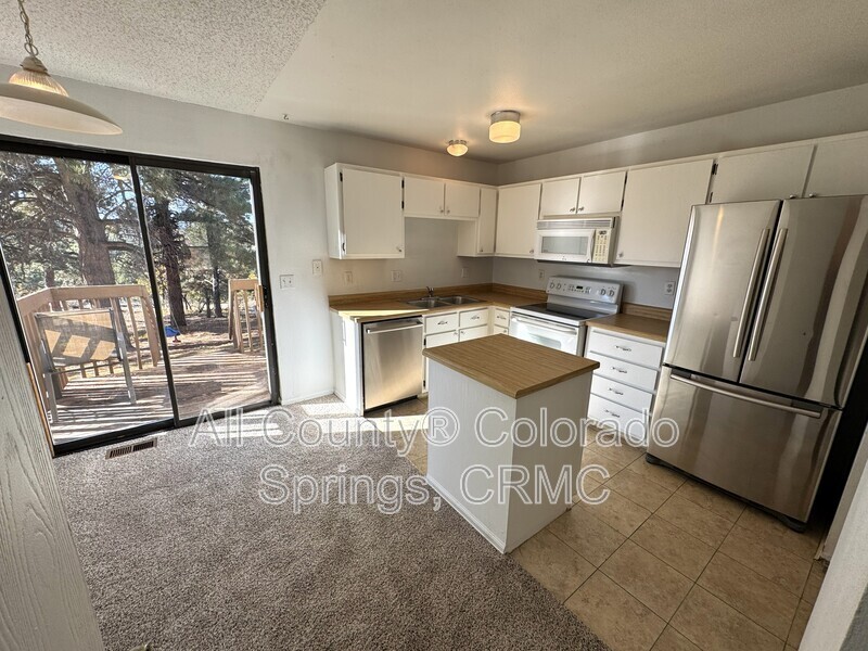 1948 Erin Loop - Photo 6 of 24