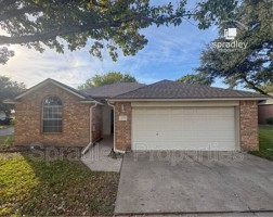featured image of 2720 Crestwood Ct