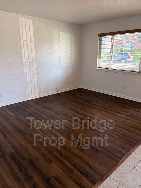 4609 Greenholme Dr #1 - Photo 5 of 7