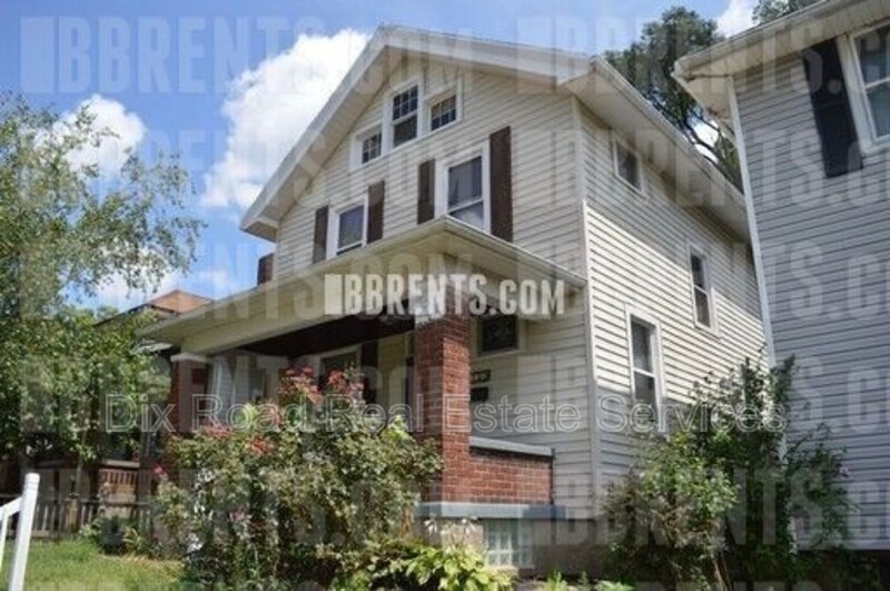 130 N F St - Photo 3 of 11