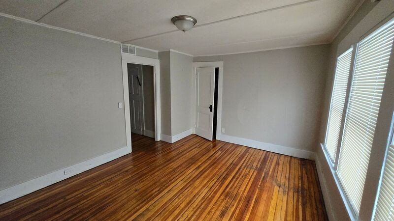 345 Melville St #2 - Photo 5 of 16