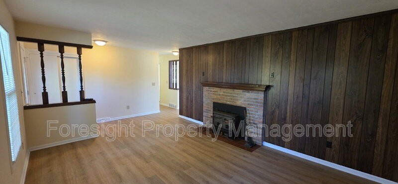14168 Fancher Rd - Photo 7 of 35