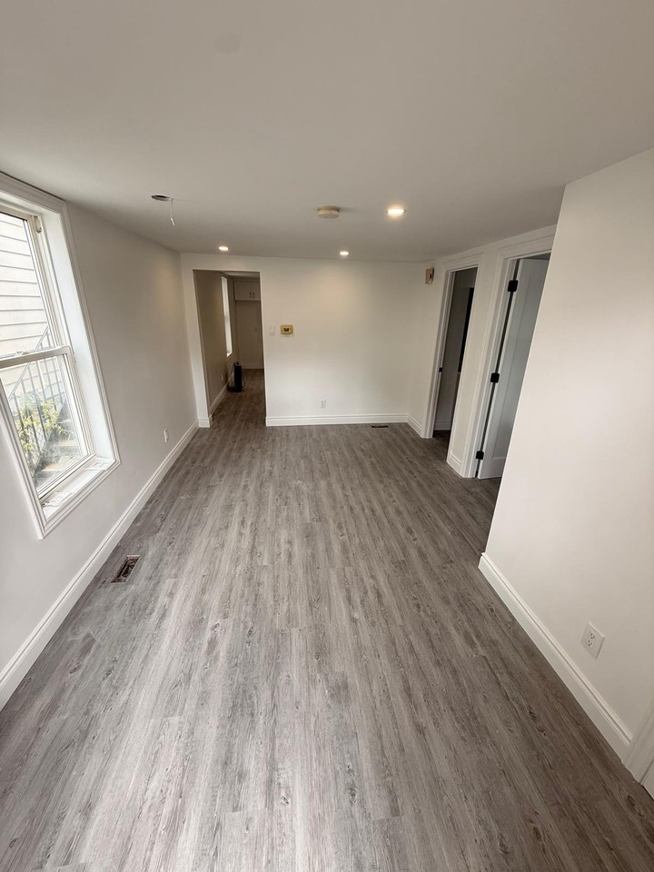 267 Shakespeare Street #1 - Photo 3 of 10