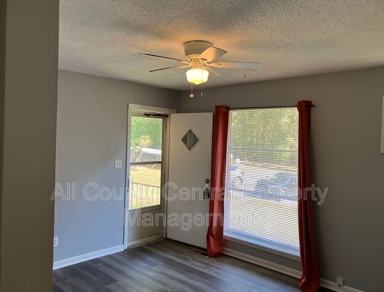 1742 Huitt St #1742 - Photo 4 of 10