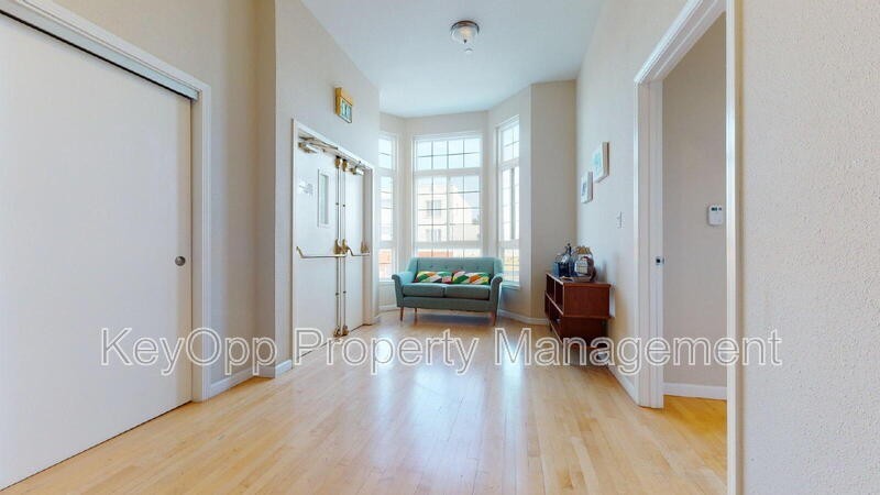 2332 Taraval St - Photo 5 of 11