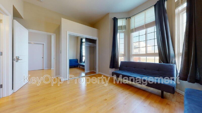 2332 Taraval St - Photo 6 of 11