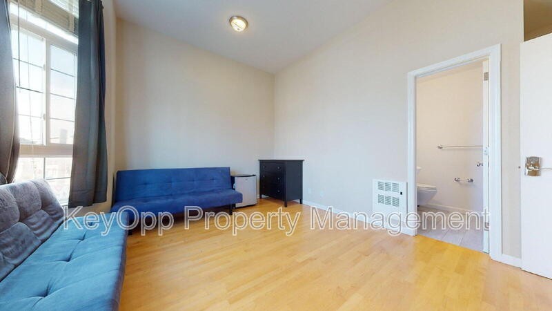 2332 Taraval St - Photo 7 of 11