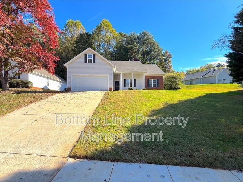 1020 Stinson Glen Ln